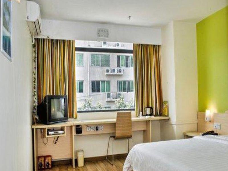 7 Days Inn Fuzhou Gandong Avenue Passenger Station Exterior foto